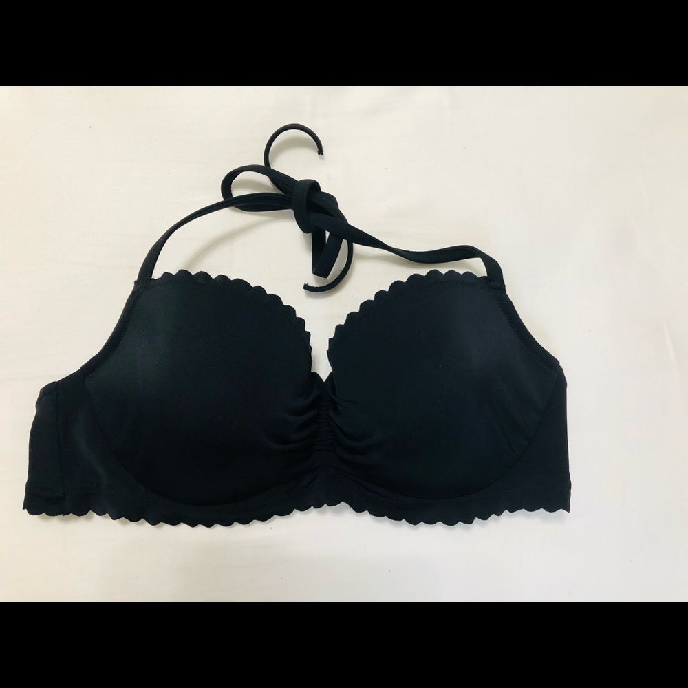 Victoria’s Secret Swim Top 34DD